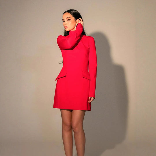 Damen Tailliertes Mini-Kleid mit Stehkragen, langen Ärmeln & Schößchen Shop Nory