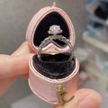 Damen Verführerischer Solitär-Verlobungsring mit exquisitem Design Shop Nory