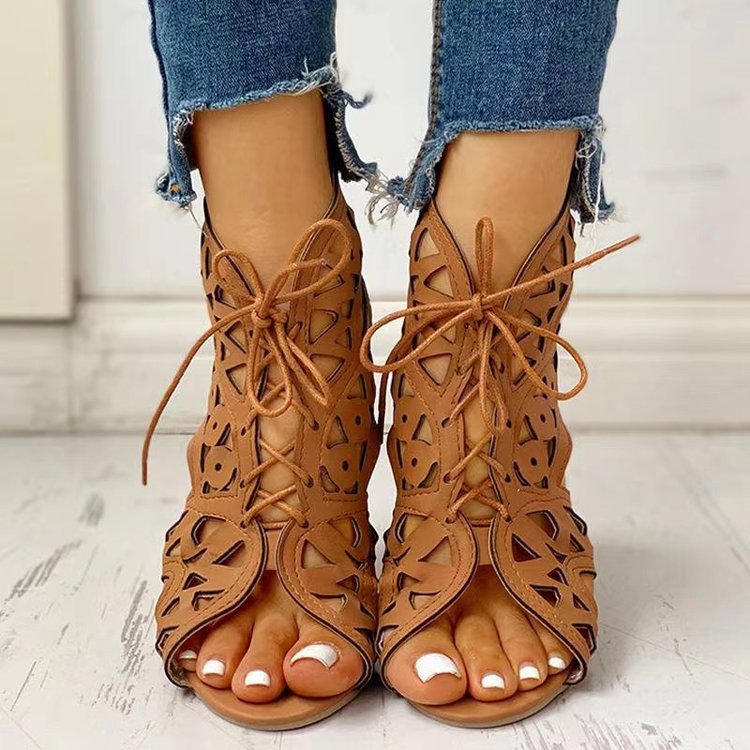 Damen Schnürsandalen mit luftiger Cut-Out-Optik und rutschfester Sohle