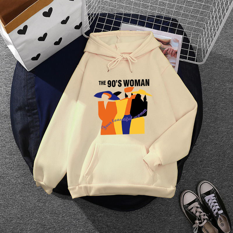 Damen nan weit geschnittener Kapuzenpullover mit Neunzigerjahre-Illustrationsprint, angerautem Fleece und Kängurutasche Shop Nory