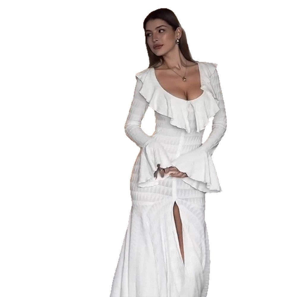 Damen Figurbetontes Maxikleid mit Volant‑Ausschnitt, Glockenärmeln und Schlitz Shop Nory