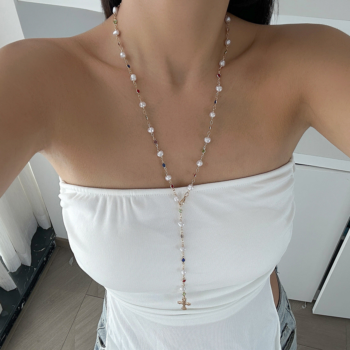 Damen funkelnde Perlenhalskette mit bunten Kristallelementen Shop Nory