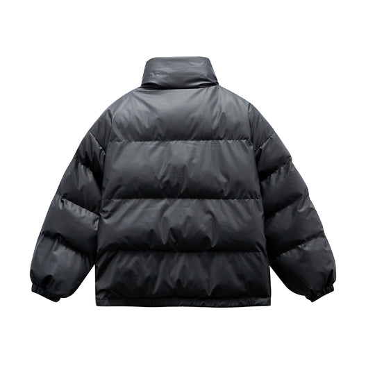 Unisex Boxy wattierte Oversize-Pufferjacke mit Stehkragen und Statement-Patchdetails Shop Nory