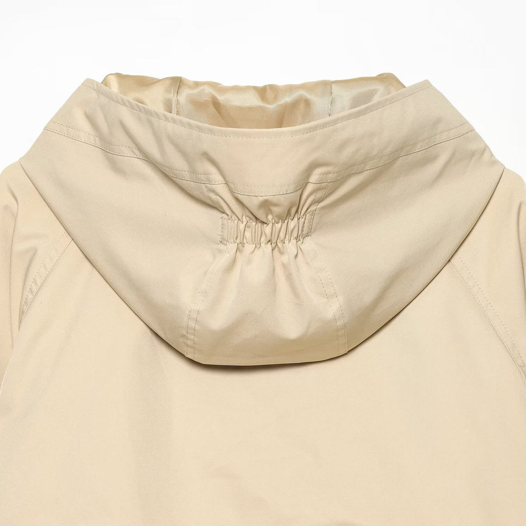 Damen Kurzparka mit Kapuze, Tunnelzug-Taille und Pattentaschen Shop Nory