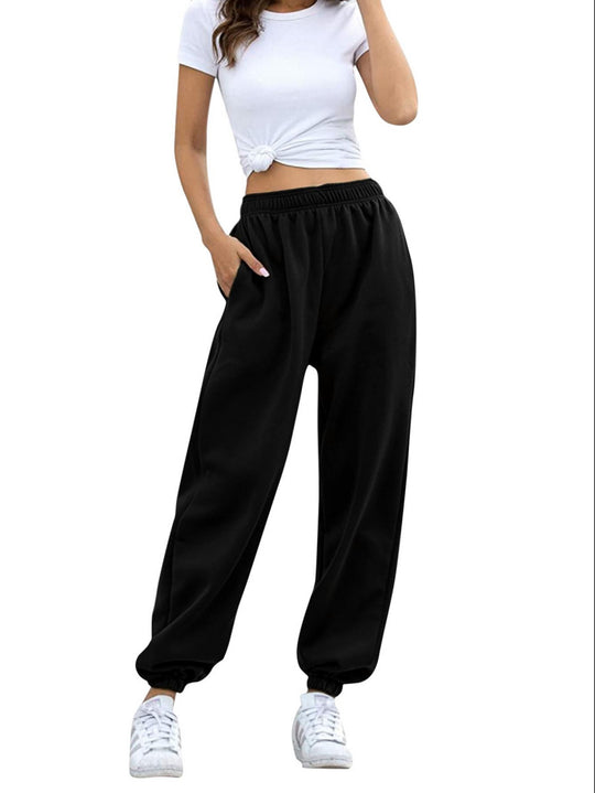 Damen nan weite High‑Waist Sweatpant mit elastischem Komfortbund, seitlichen Eingrifftaschen und gerafften Knöchelbündchen Shop Nory