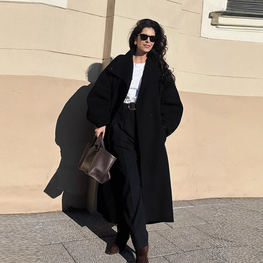 Damen Mantel im minimalistischen Midi‑Schnitt mit Stehkragen und verdeckter Knopfleiste Shop Nory