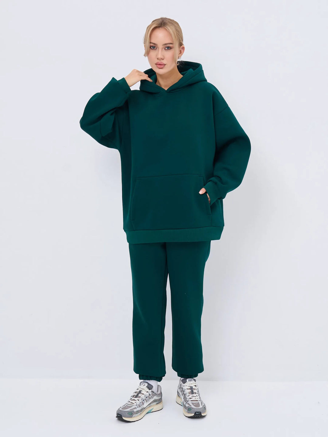 Damen lässiges Kapuzen-Sweatset aus schwerer Baumwollfleece mit Kängurutasche und gerader Jogginghose Shop Nory