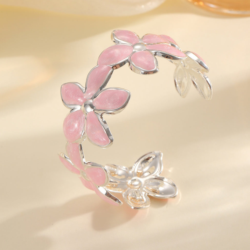 Damen Offener Armreif mit kunstvollem Blumendesign Shop Nory