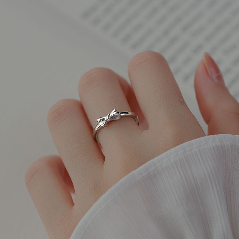Damen Zarter Ring mit filigranem Schleifenmotiv Shop Nory