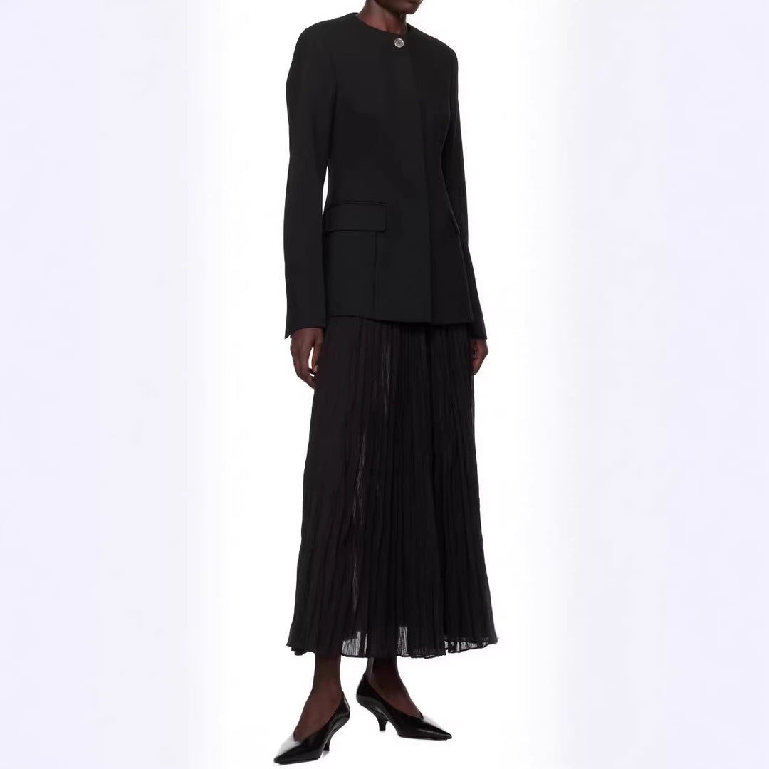 Damen taillierter Einreiher-Blazer mit Rundhalsausschnitt, verdeckter Knopfleiste und Pattentaschen Shop Nory