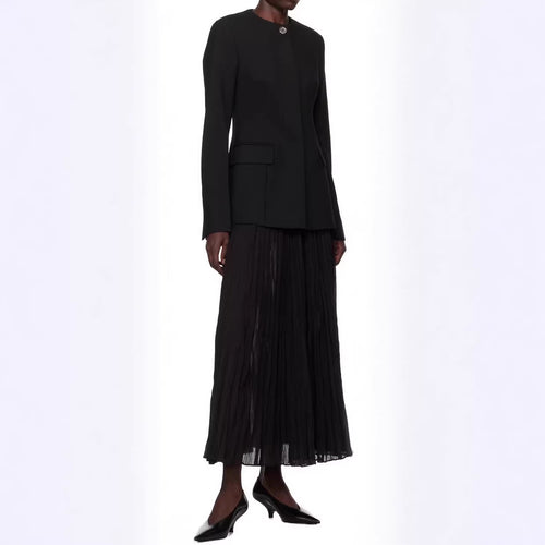 Damen taillierter Einreiher-Blazer mit Rundhalsausschnitt, verdeckter Knopfleiste und Pattentaschen Shop Nory