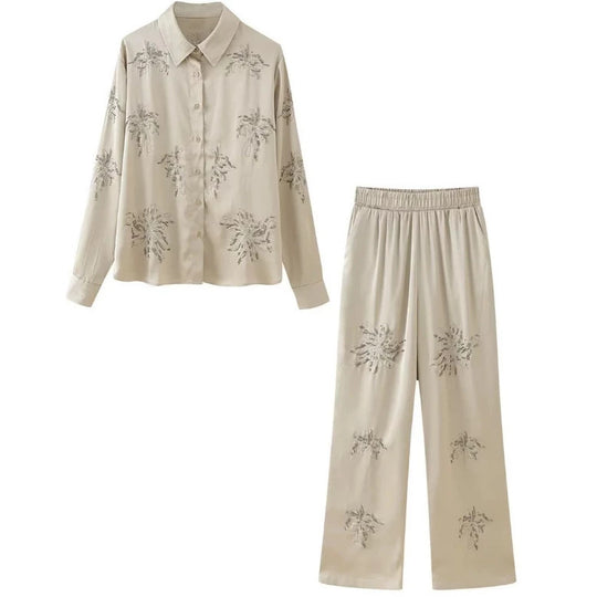 Damen bestickte Seidenoptik-Bluse mit funkelnden Kristallapplikationen und Hemdkragen Shop Nory