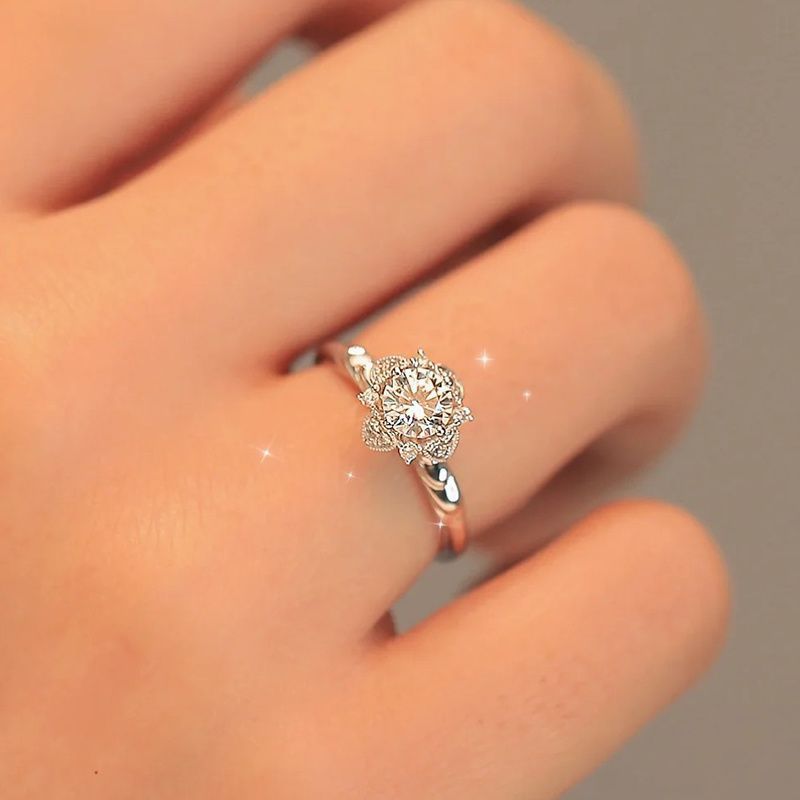 Damen eleganter Verlobungsring mit kunstvollem Kristallbesatz Shop Nory