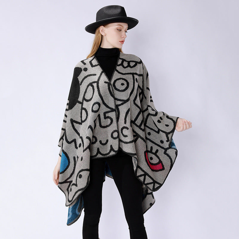 Damen Oversize-Poncho im künstlerischen Print mit zweifarbiger Kantenverarbeitung und asymmetrischem Zipfelsaum Shop Nory