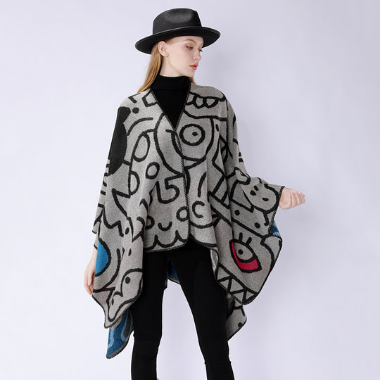 Damen Oversize-Poncho im künstlerischen Print mit zweifarbiger Kantenverarbeitung und asymmetrischem Zipfelsaum Shop Nory