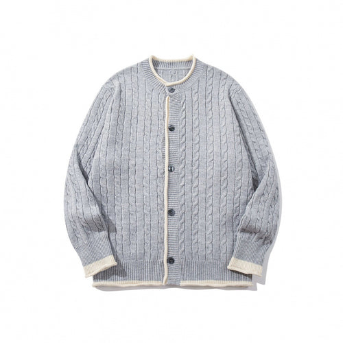 Unisex Feinstrick-Cardigan mit Zopfmuster, Rundhalsausschnitt und Kontrastblende Shop Nory