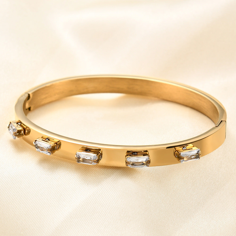 Damen Armreif mit elegantem Kristallbesatz Shop Nory