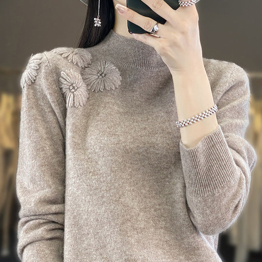 Damen Weicher Feinstrickpullover mit kurzem Stehkragen, 3D‑Blütenapplikation und gerippten Bündchen Shop Nory