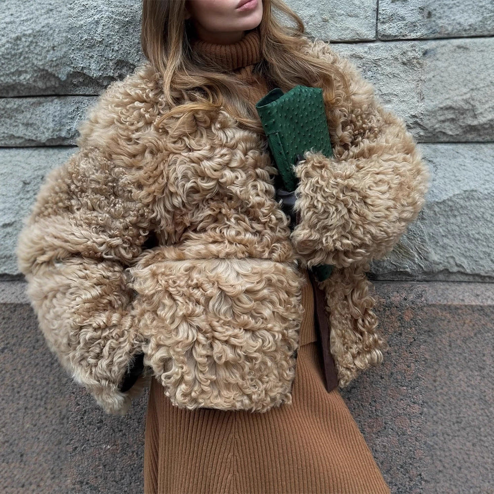 Damen Kurzjacke aus lockigem Teddy-Kunstfell mit Oversize-Schnitt Shop Nory