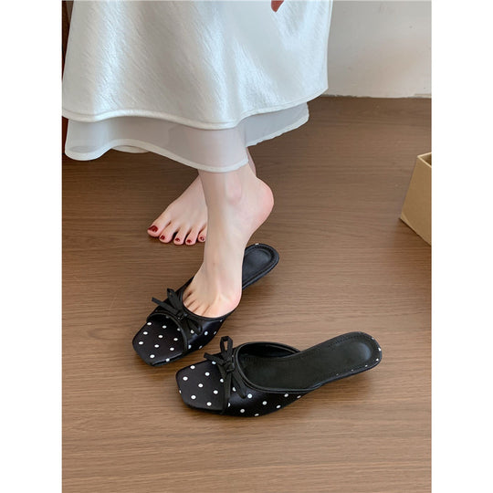 Damen Quadratische Slip-On Mules mit Punktmuster, feiner Zierschleife und Komfortfußbett Shop Nory