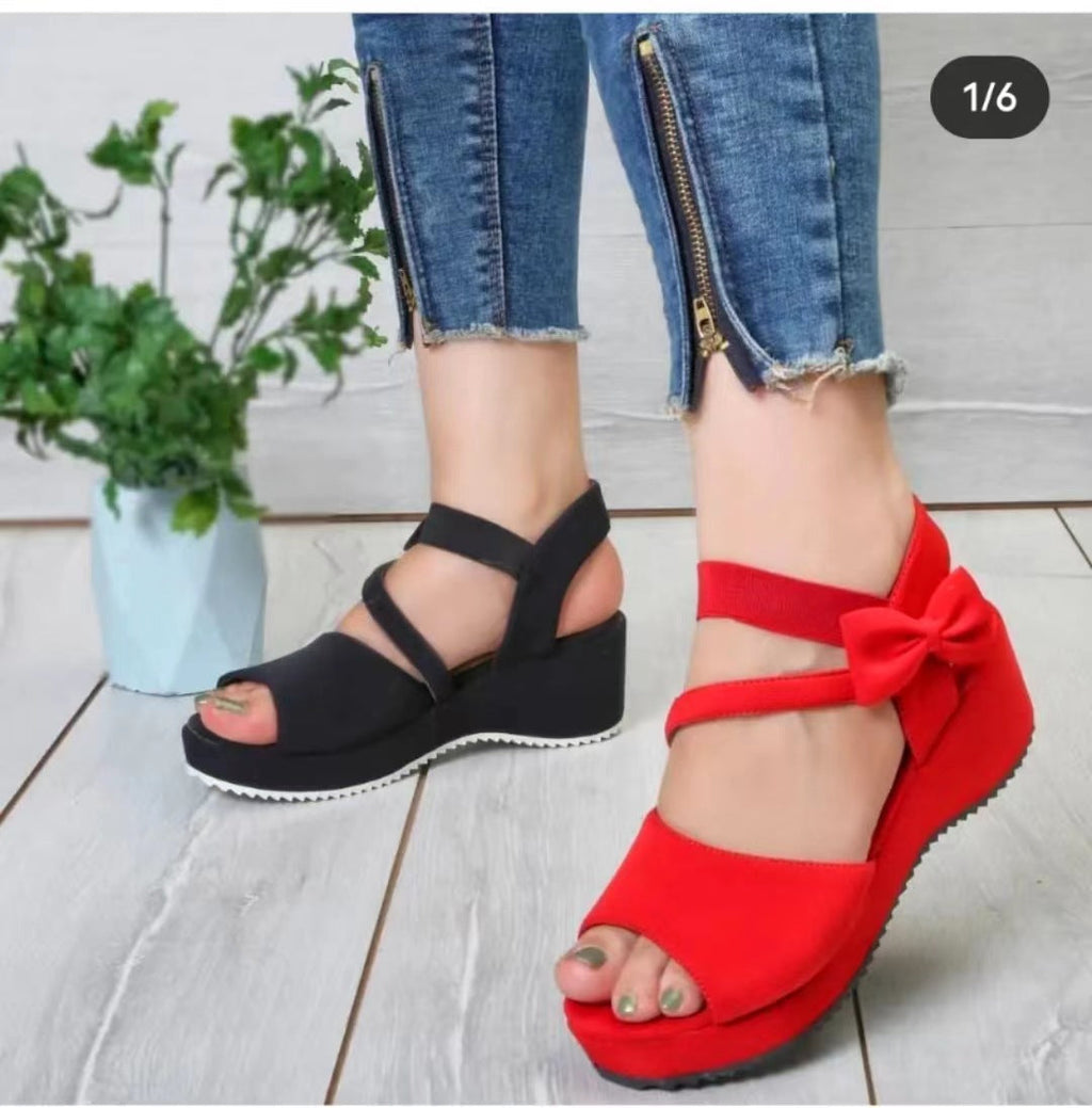 Damen Wedge-Sandalen mit dekorativem Schleifen-Detail und elastischem Riemen