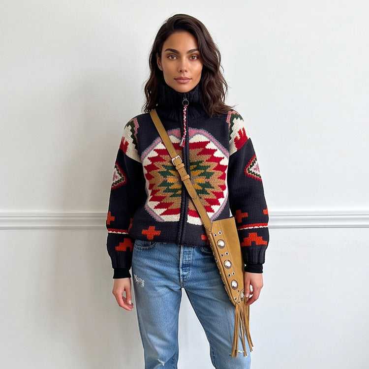 Damen Jacquard-Strickjacke mit Navajo‑Muster, Reißverschluss und hohem Kragen Shop Nory