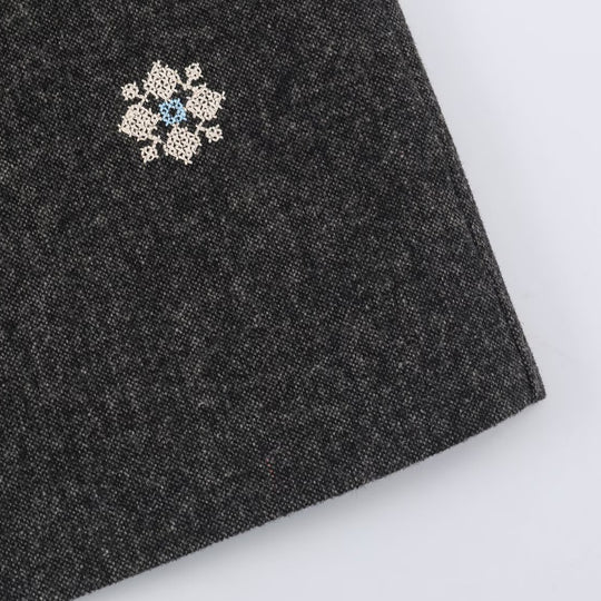 Damen Wollmix-Bleistiftrock mit bestickten Blumenmotiven und mittigem Schlitz Shop Nory