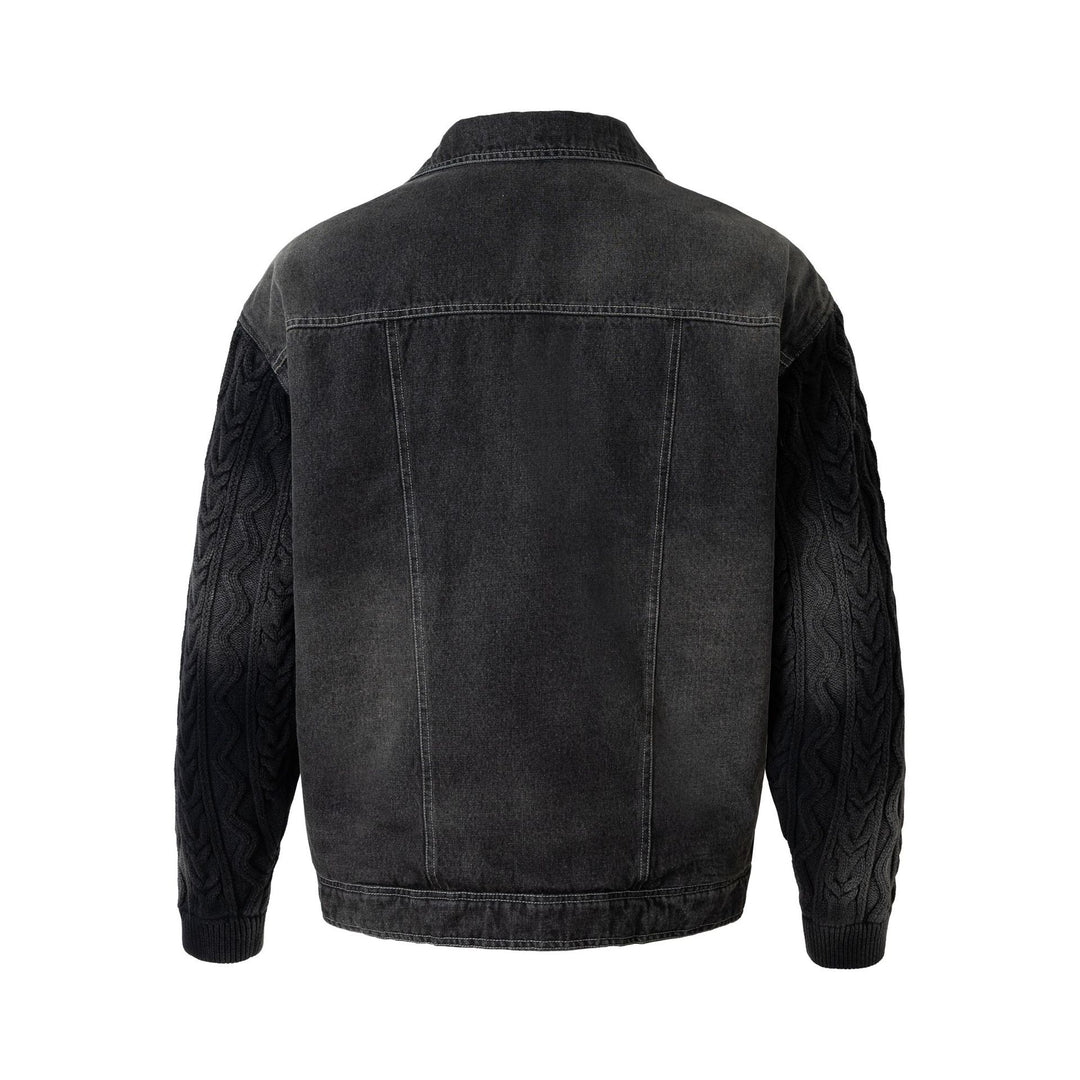 Herren Jeansjacke mit aufgesetzten Lederbrusttaschen und Zopfmusterstrickärmeln Shop Nory