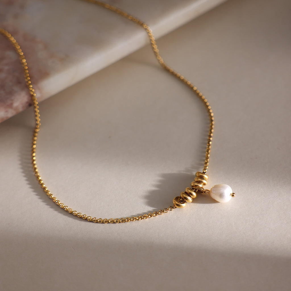 Damen Halskette mit eleganten Perlen und drehbarem Design Shop Nory