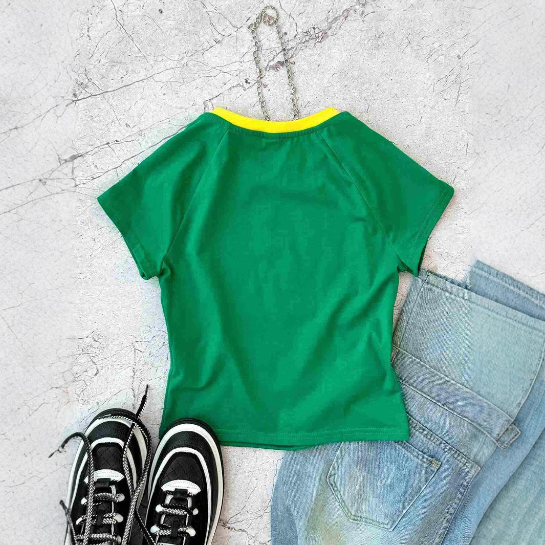 Damen T-Shirt mit kreativem Brasilien-Design und körperbetontem Schnitt Shopnory