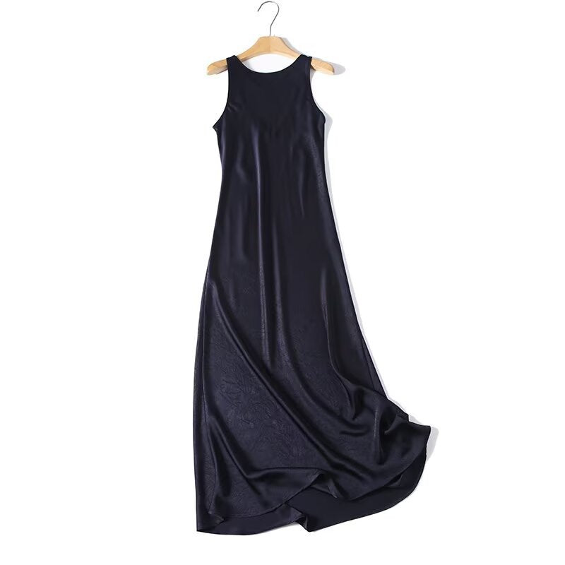 Damen Langes Seidenkleid mit elegantem Rückenausschnitt