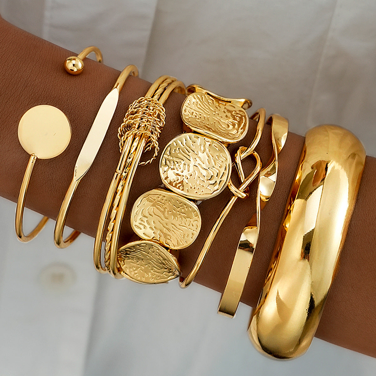 Damen Armband-Set mit eleganten und kunstvollen Designs Shop Nory