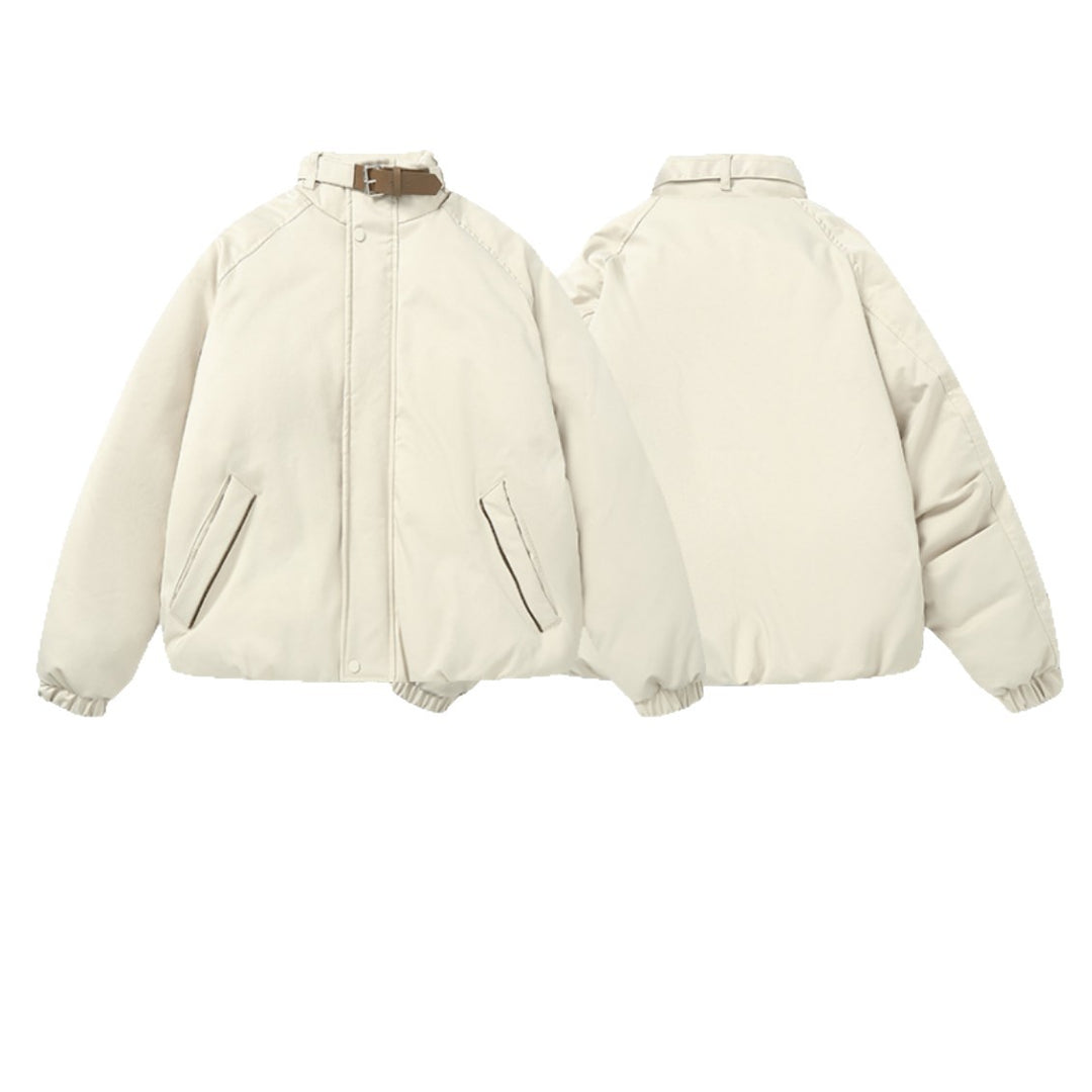 Damen Wattierter Boxy-Bomber mit hochschließendem Schnallenkragen und schrägen Reißverschlusstaschen Shop Nory