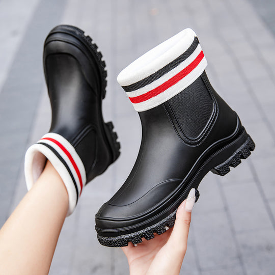 Damen Kurzschaftige Gummi-Regenstiefelette mit gepolstertem Ringbund und profilierter Plateau-Laufsohle Shop Nory