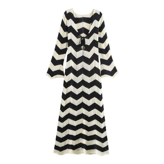 Damen Strick-Maxikleid mit Zickzack-Muster, V‑Rücken und Trompetenärmeln Shop Nory