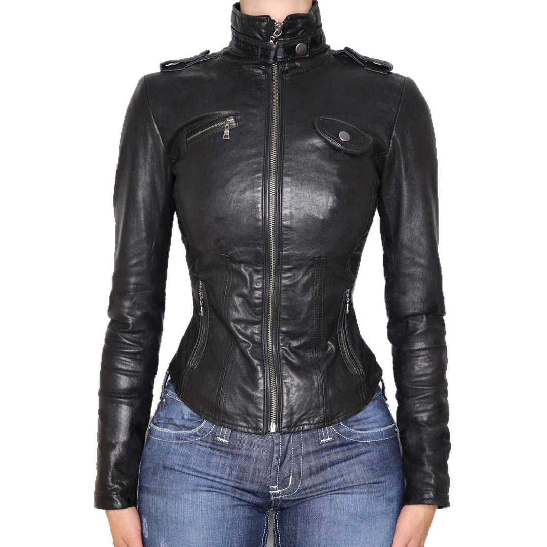 Damen nan taillierte Kunstleder-Bikerjacke mit Stehkragen, Schulterpatten und Reißverschlusstaschen Shop Nory