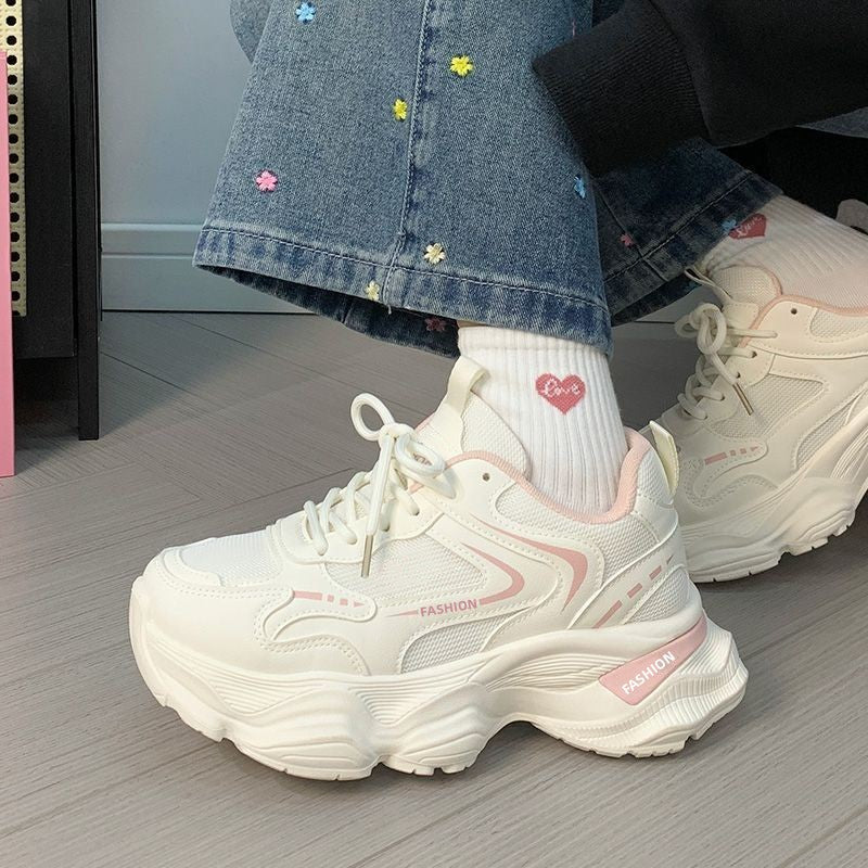 Damen Skulpturierte Wedgesneaker mit stufiger Plateausohle, atmungsaktivem Mesh und gepolstertem Komfortkragen Shop Nory