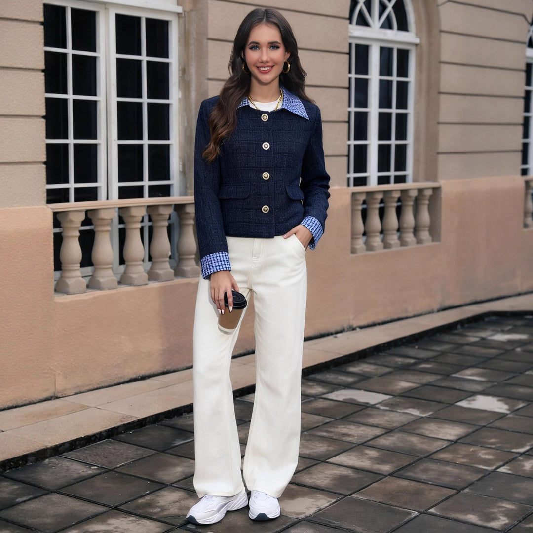 Damen Kurzjacke aus Bouclé mit integrierter Hemdkragen-Optik Shop Nory