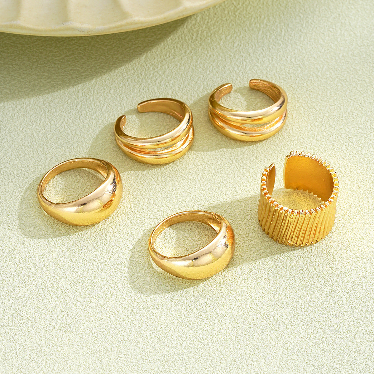 Damen Ring-Set mit einzigartigen und skulpturalen Designs Shop Nory
