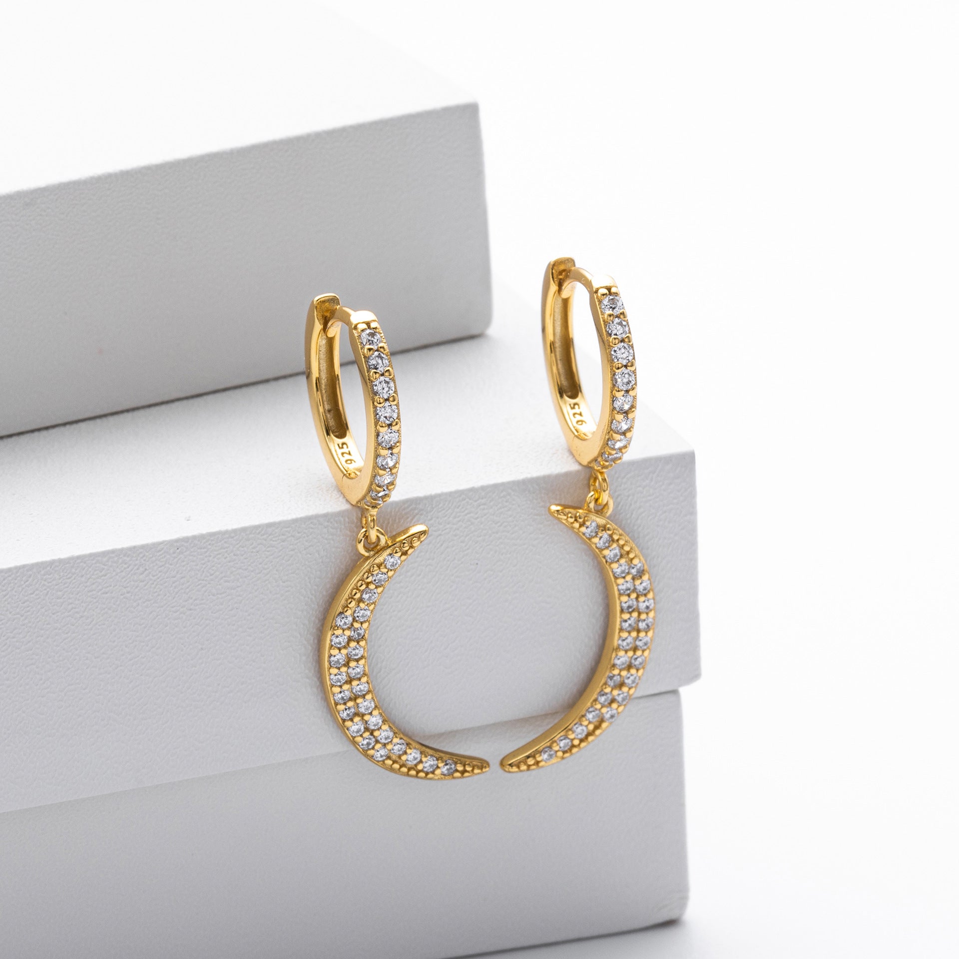 Damen Ohrhänger mit funkelndem Mondmotiv und hochwertigem 925 Sterling Silber Shop Nory