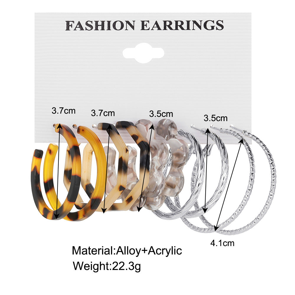 Damen Ohrringe Set mit vielfältigen Designs und funkelnden Akzenten Shop Nory
