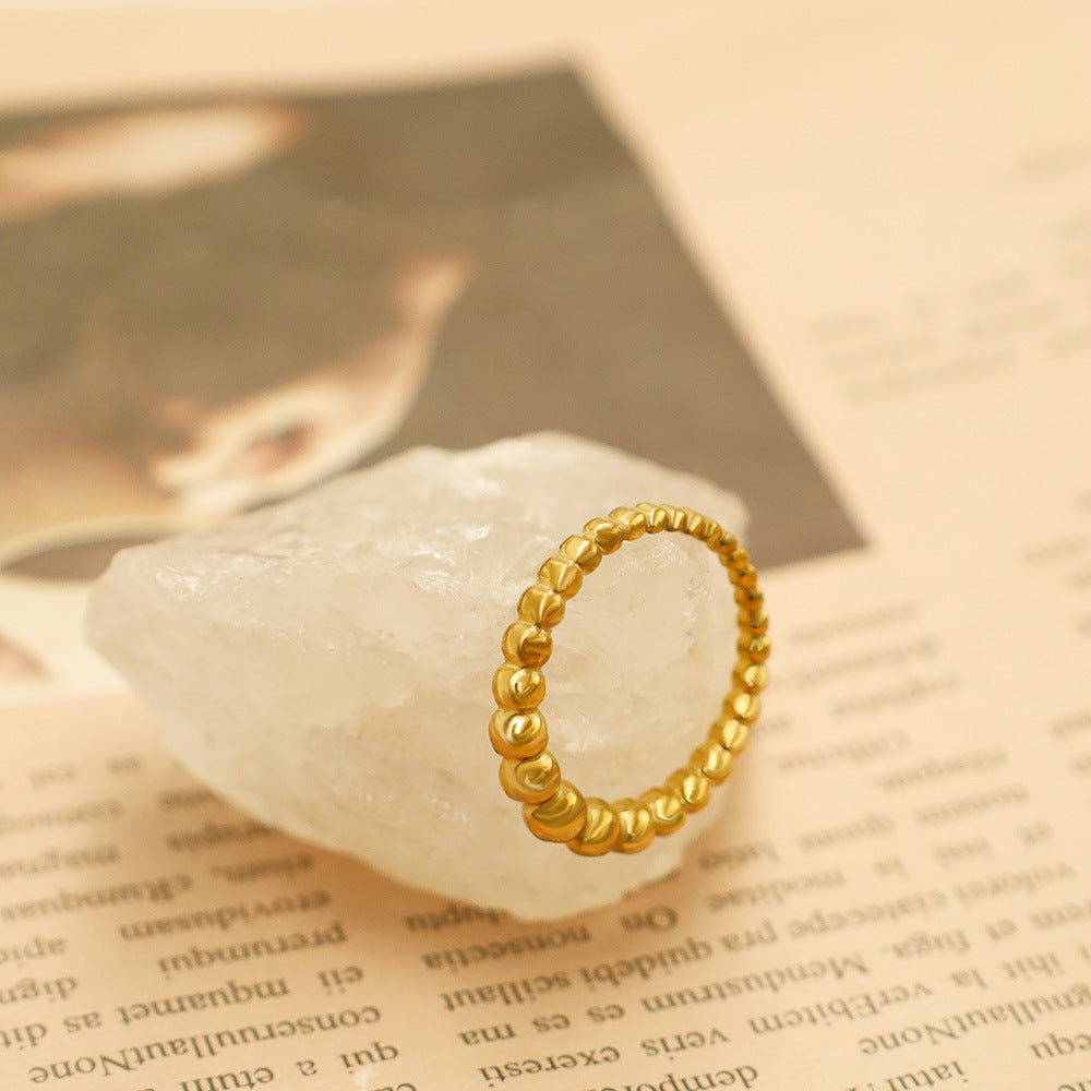 Damen zierlicher Ring mit strukturierten Kugel-Elementen Shop Nory