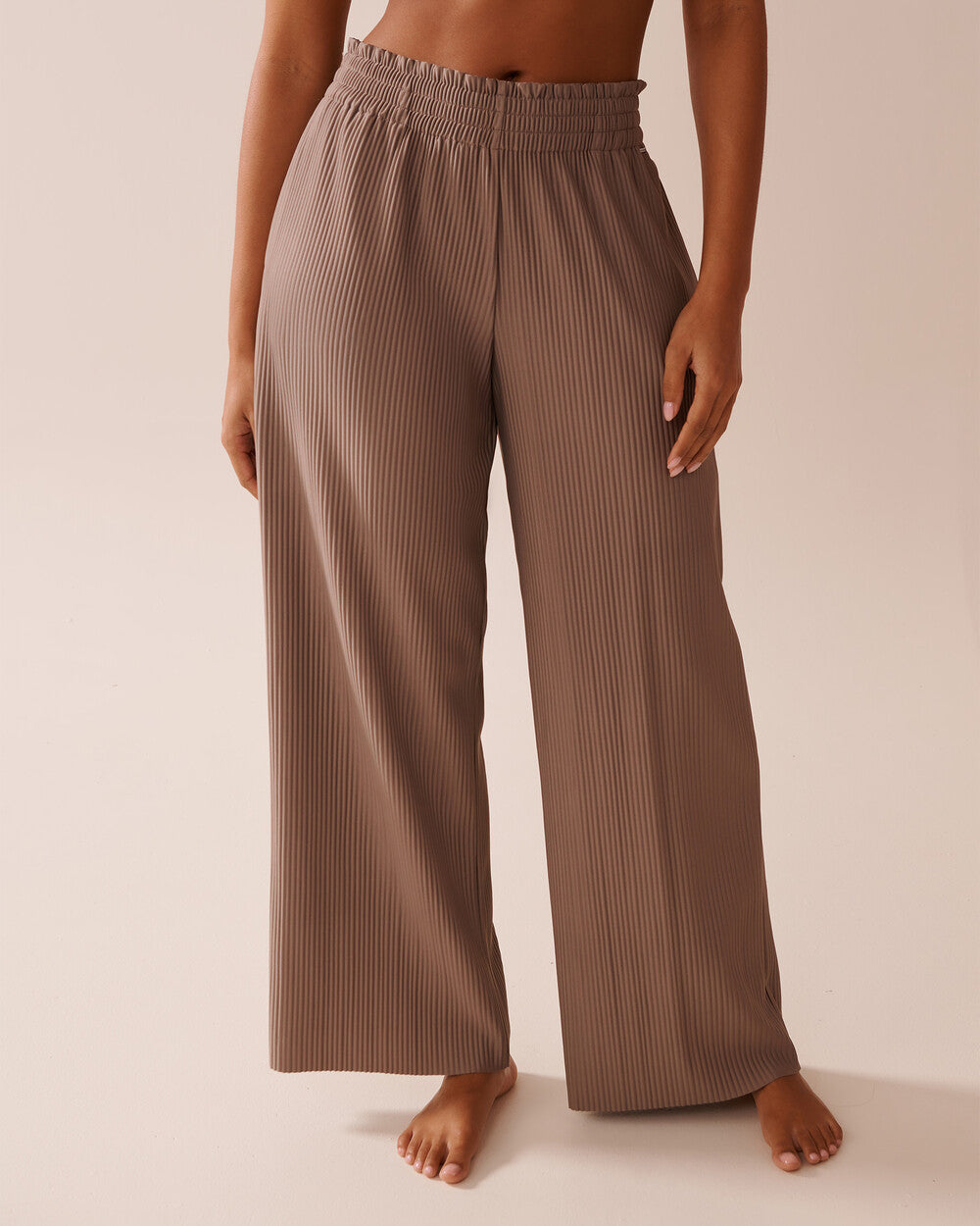 Damen Weite Plissee-Hose mit elastischem Bund und seitlichen Taschen