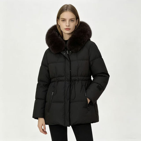 Damen nan kurze wattierte Steppjacke mit Kordelzugtaillierung und voluminösem Fellkragen Shop Nory