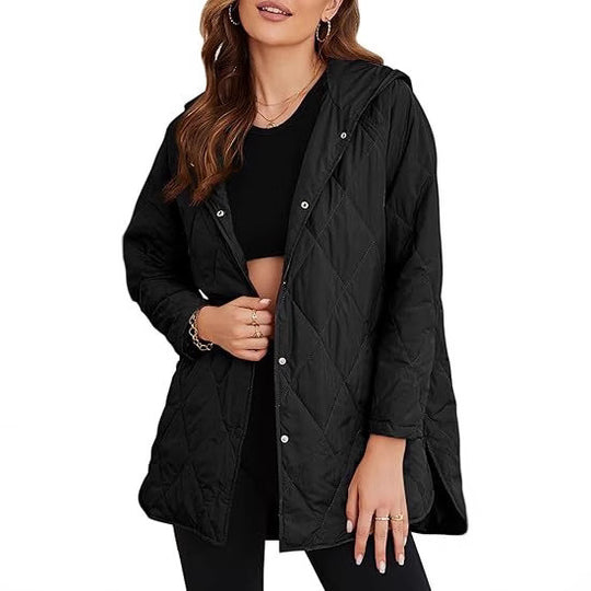 Damen gesteppte Kapuzenjacke mit Druckknopfleiste, seitlichen Schlitzen und mittlerer Länge Shop Nory