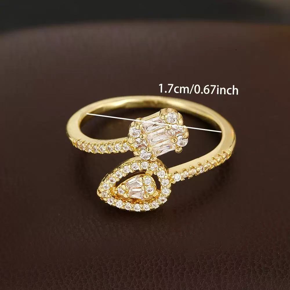 Damen eleganter Ring mit funkelnden Zirkonia und doppelt gefasstem Design Shop Nory