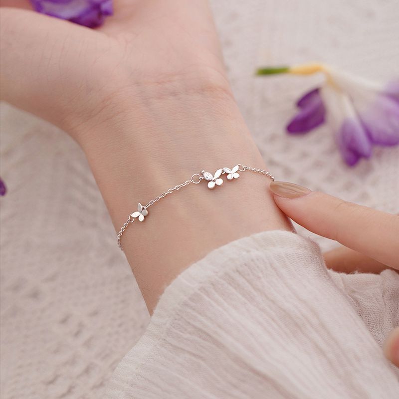 Damen filigranes Schmuckarmband mit verspieltem Motiv Shop Nory
