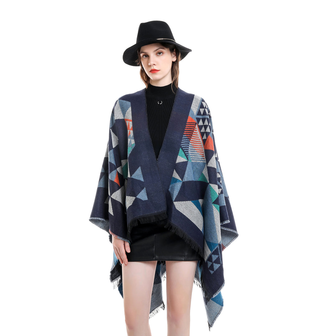 Damen Oversize-Ruana im Jacquard-Wickelstil mit dreieckigem Muster und Fransensaum Shop Nory