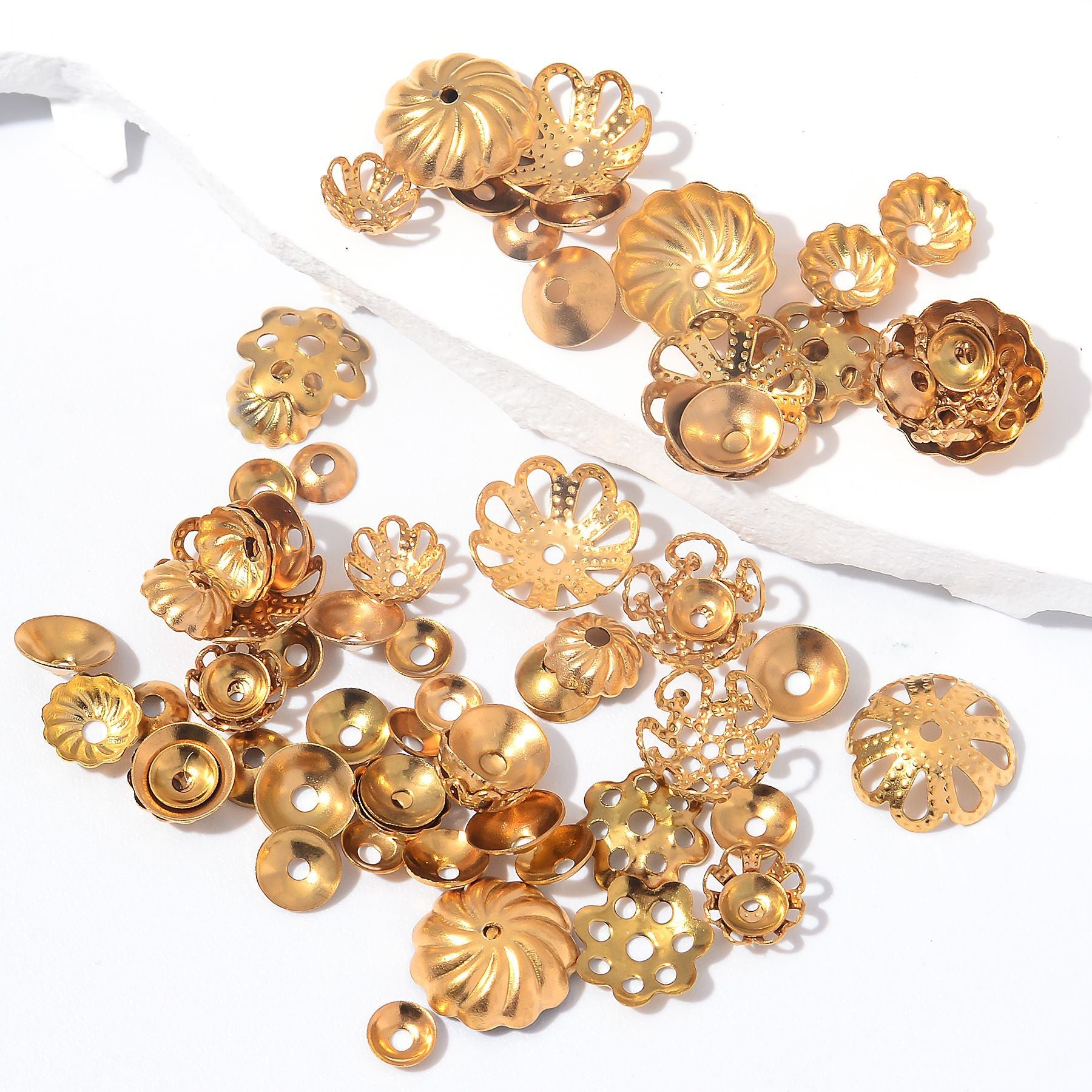 Damen Ohrstecker mit floralem Design aus hochwertigem Metall Shop Nory