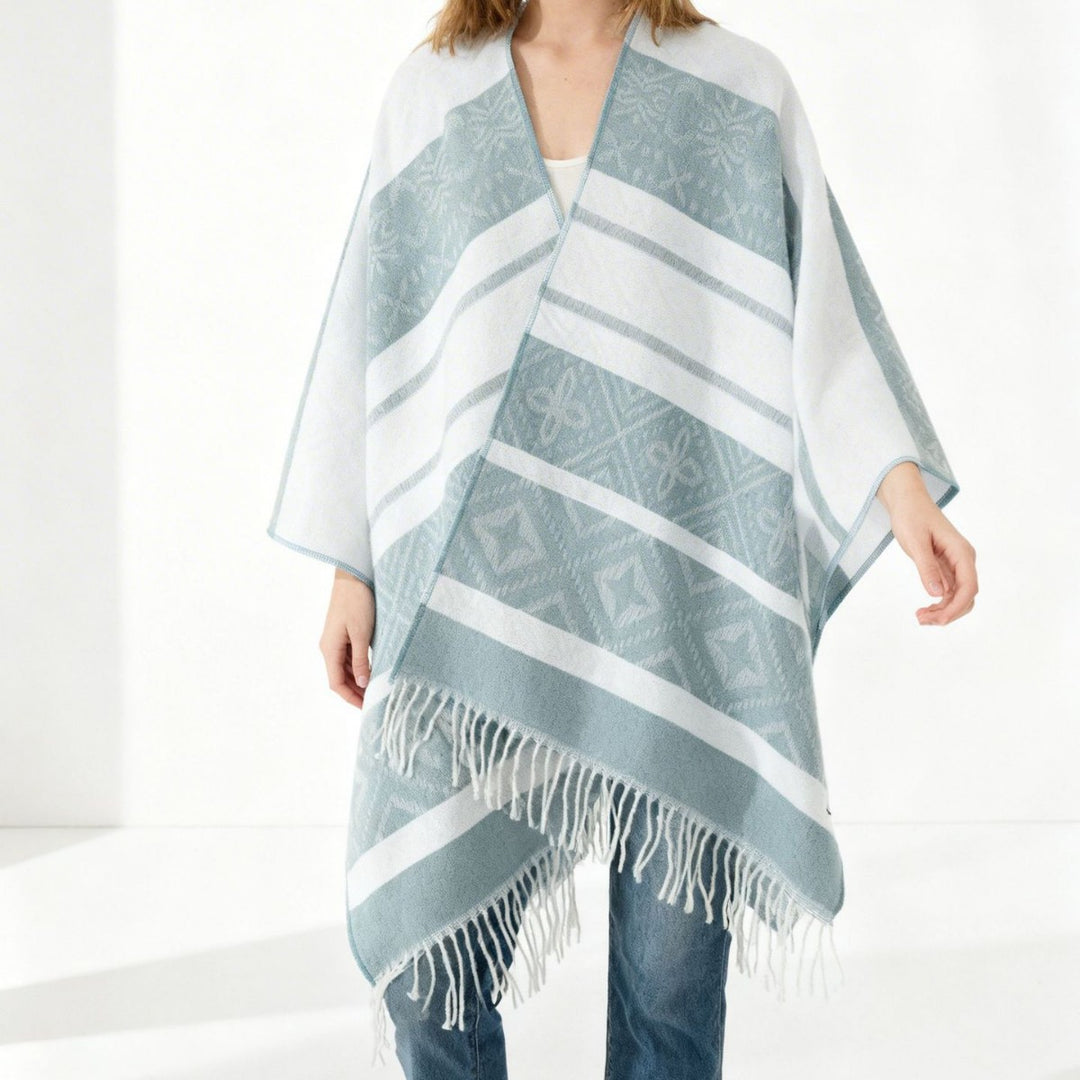 Damen Überwurfcape mit Jacquard‑Strick, V‑Ausschnitt und Fransensaum Shop Nory